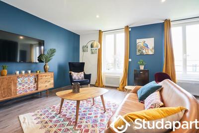 Chambre - 12 m² - 1 pièce