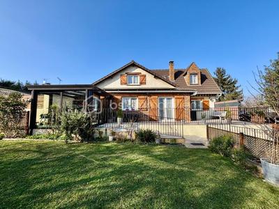 Maison - 145 m² - 5 pièces