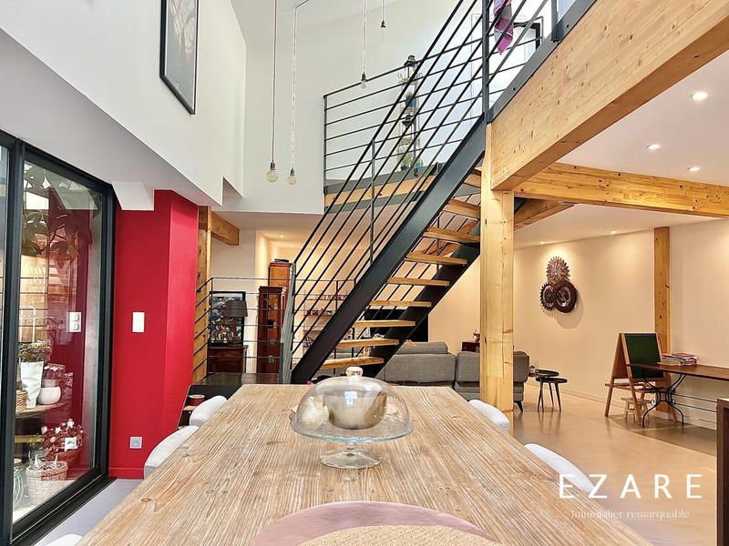 Appartement - 198 m² - 7 pièces