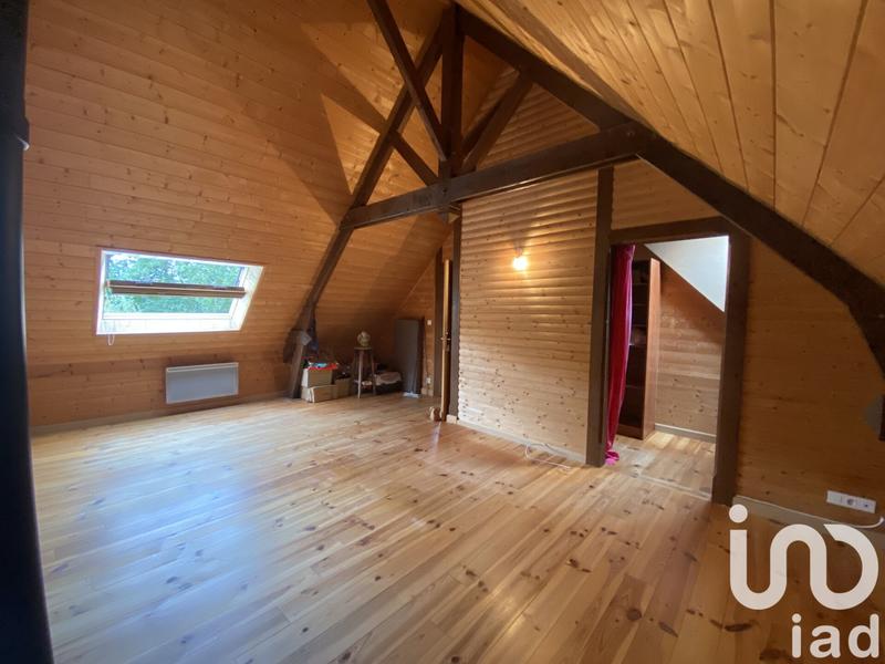 Maison - 220 m² - 6 pièces