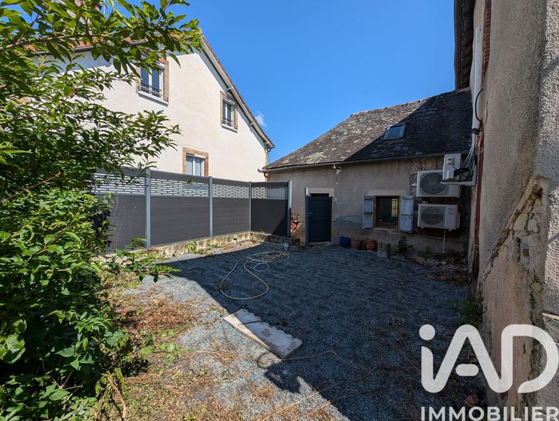 Maison - 180 m² - 5 pièces