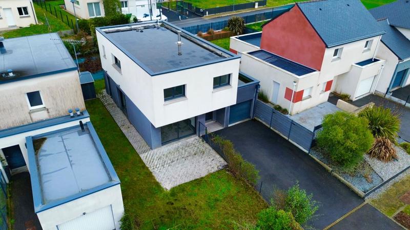 Maison - 128 m² - 6 pièces