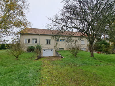 Maison - 290 m² - 10 pièces