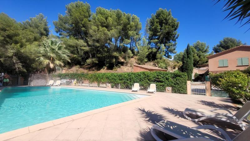 Appartement - 86 m² - 4 pièces