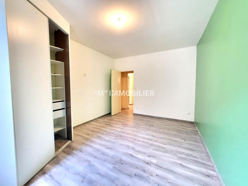 Immeuble - 200 m² - 4 pièces