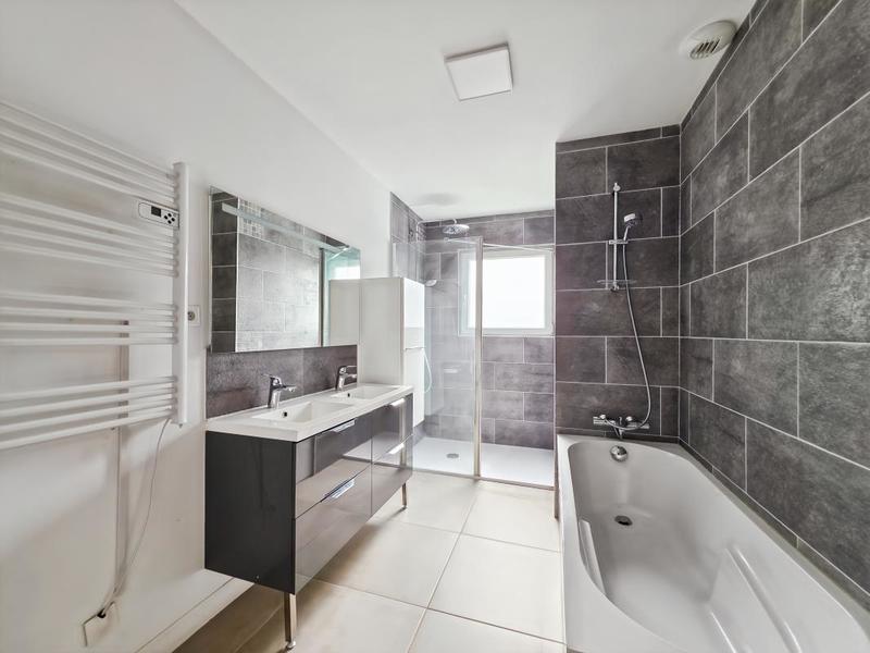 Maison - 132 m² - 6 pièces