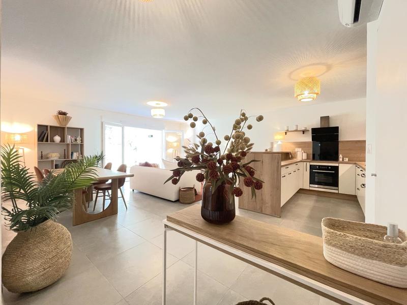 Appartement - 75 m² - 3 pièces