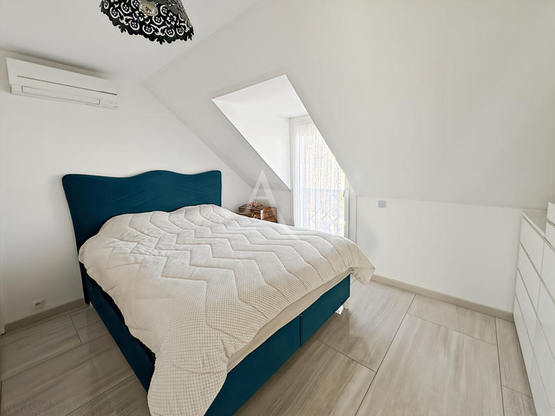 Maison - 95 m² - 6 pièces