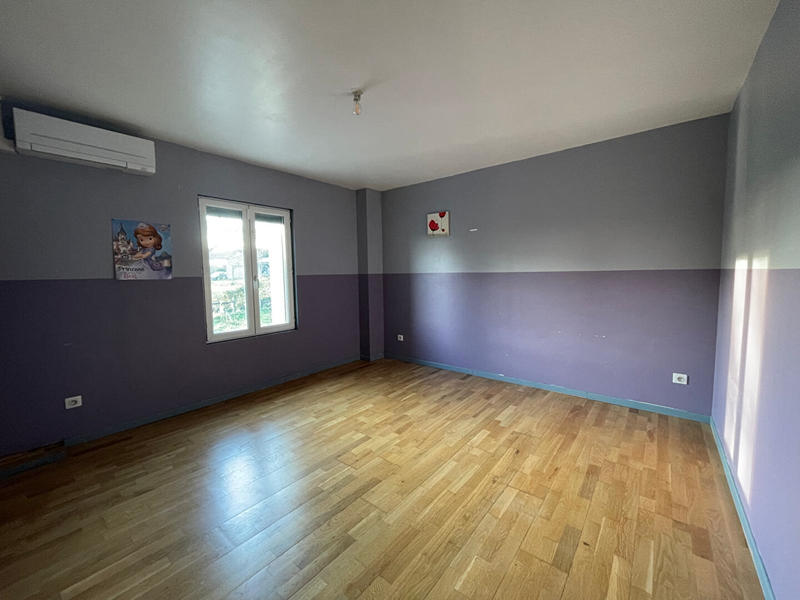 Maison - 167 m² - 6 pièces