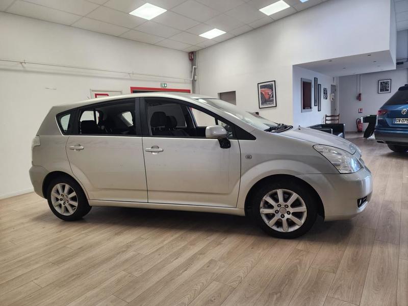 Toyota Verso Carolla 2.2 136cv Corolla