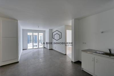 Appartement - 76 m² - 4 pièces