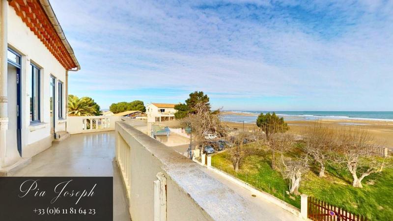 Propriété - 230 m² - 12 pièces