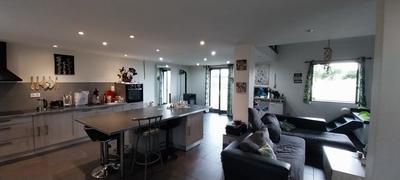 Maison - 135 m² - 6 pièces