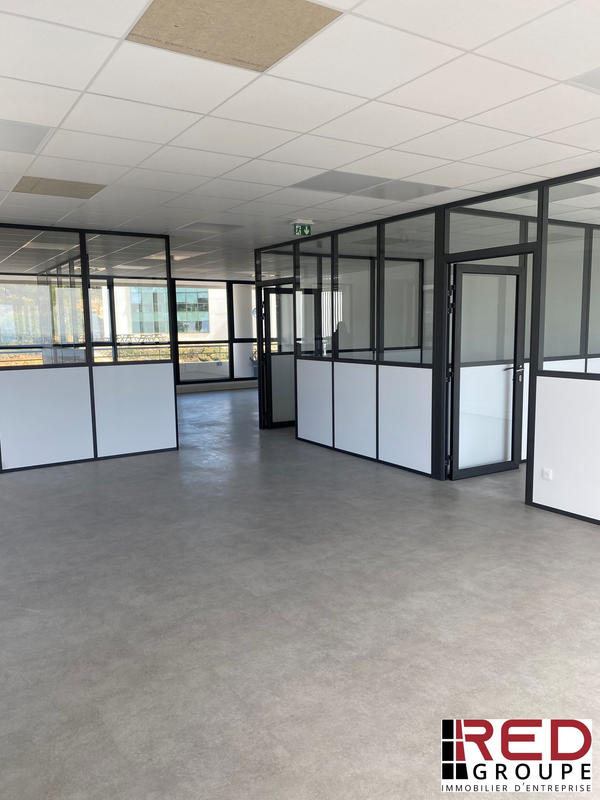 Bureau - 142 m²