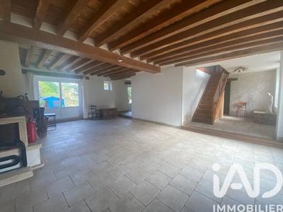 Maison - 225 m² - 6 pièces