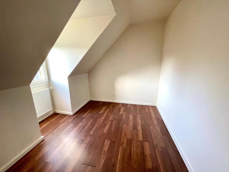 Maison - 88 m² - 4 pièces