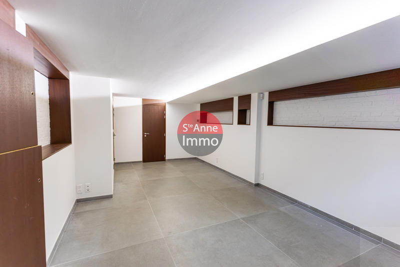 Maison - 197 m² - 7 pièces