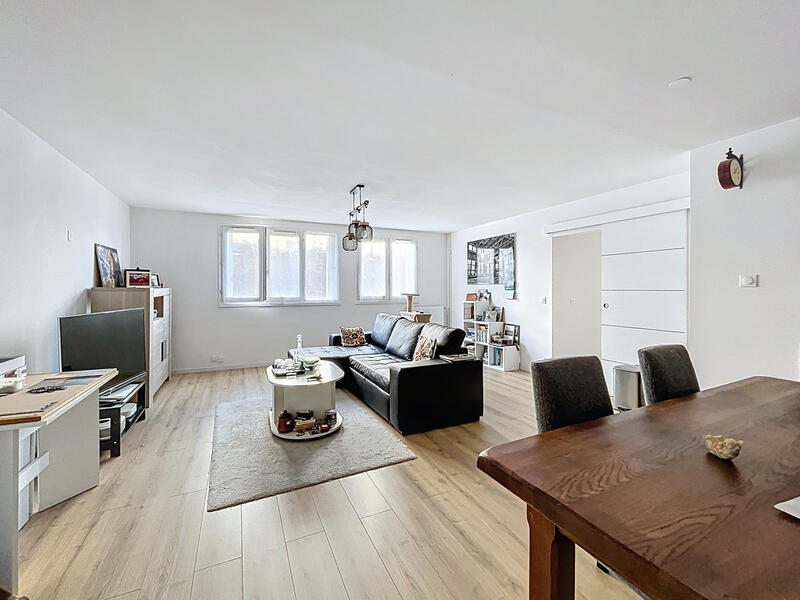 Appartement - 80 m² - 3 pièces