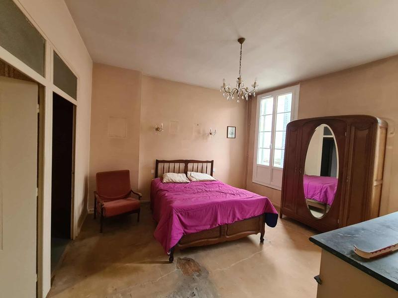 Maison - 140 m² - 7 pièces