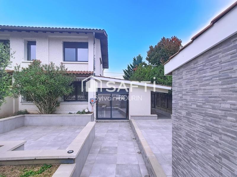 Maison - 105 m² - 4 pièces