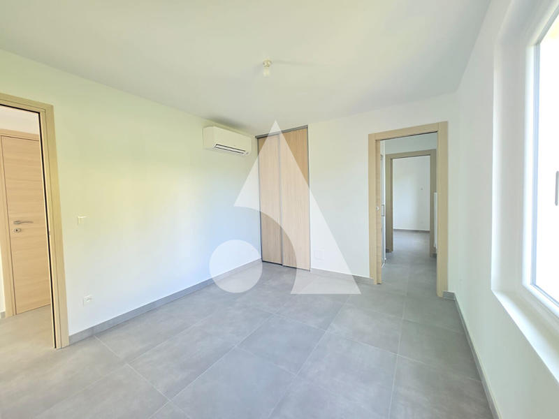 Appartement - 122 m² - 5 pièces