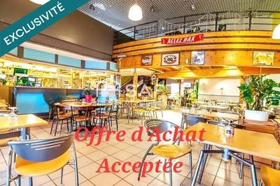 Local commercial - 421 m² - 4 pièces