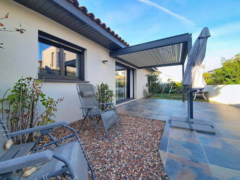 Maison - 101 m² - 5 pièces