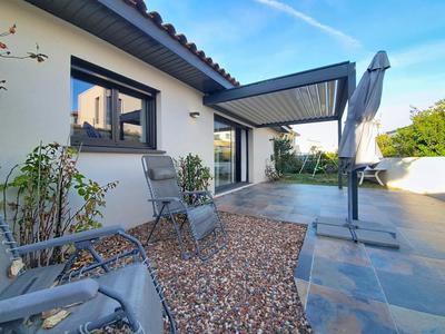 Maison - 101 m² - 5 pièces