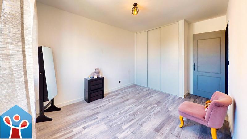 Maison - 92 m² - 4 pièces