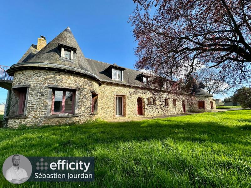 Longère - 400 m² - 12 pièces