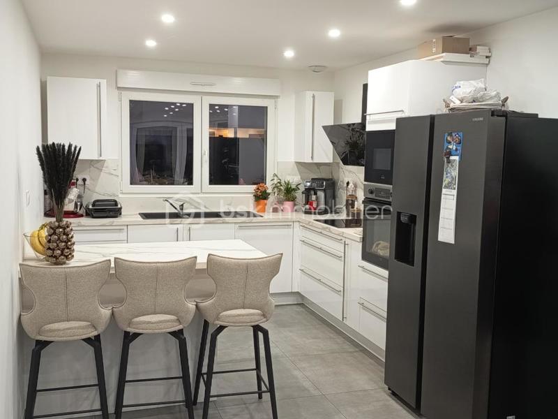 Maison - 110 m² - 5 pièces