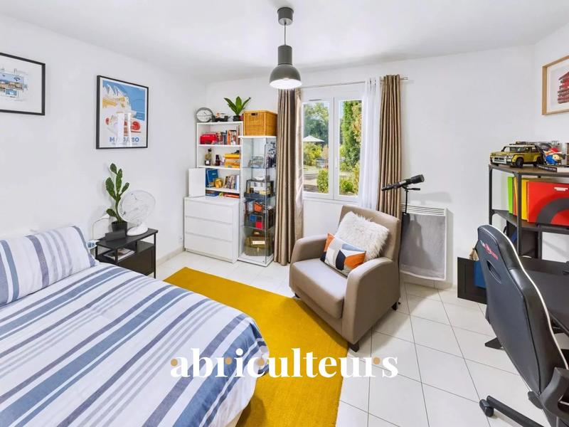 Villa - 261 m² - 12 pièces