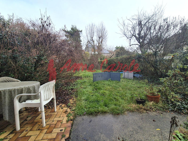 Maison - 218 m² - 7 pièces