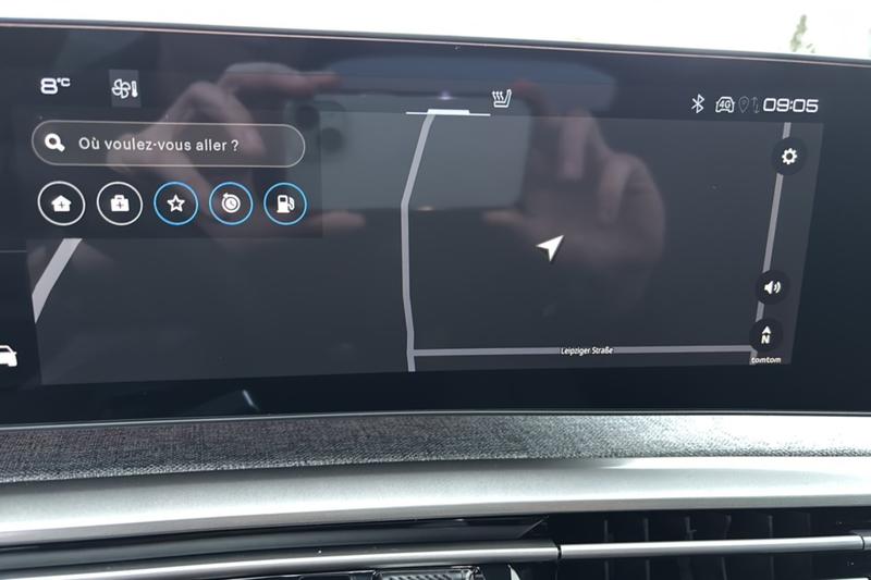 Peugeot 3008 Hybrid 136 E-Dcs6 Allure