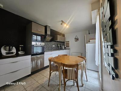 Maison - 120 m² - 5 pièces