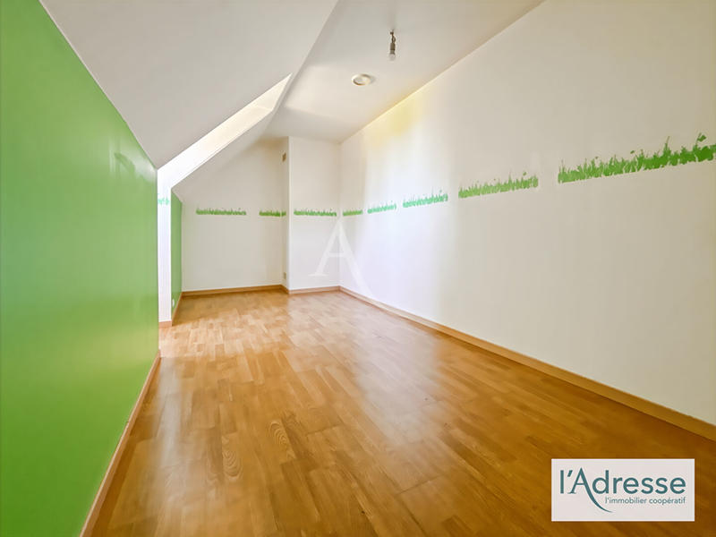 Maison - 142 m² - 7 pièces