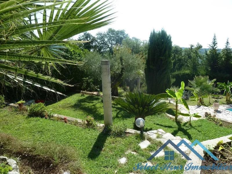 Villa - 200 m² - 7 pièces