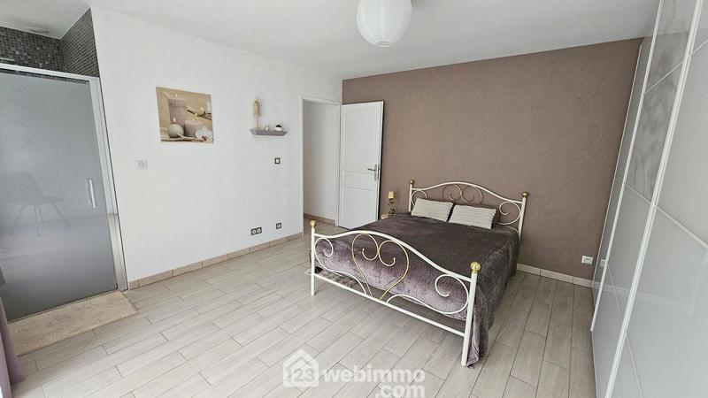 Maison - 195 m² - 6 pièces