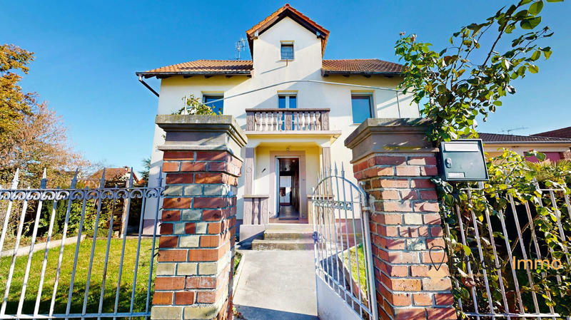 Maison - 130 m² - 7 pièces