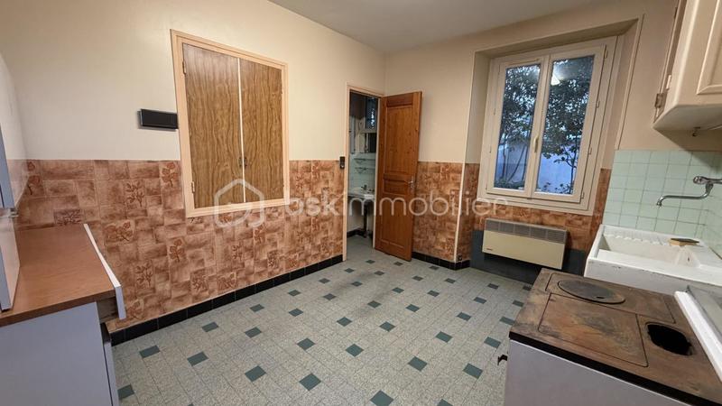 Maison - 137 m² - 5 pièces