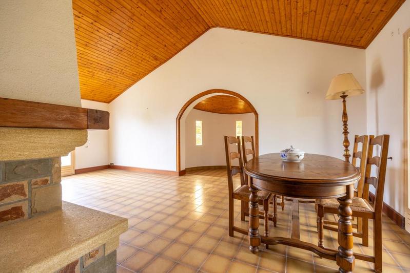 Propriété - 115 m² - 5 pièces