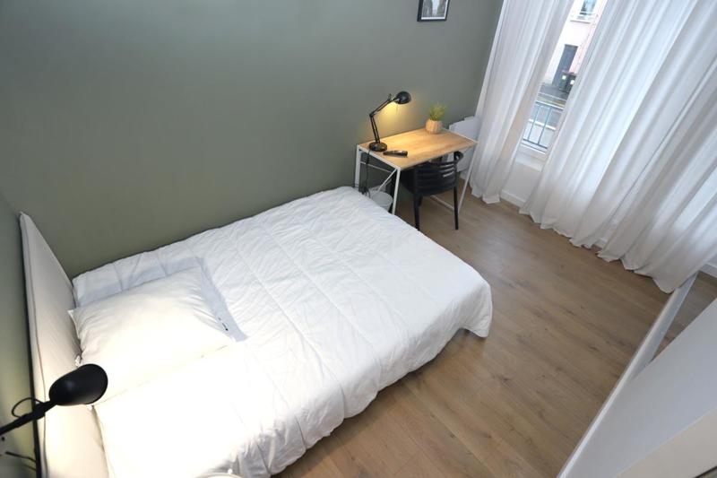 Appartement - 95 m² - 6 pièces