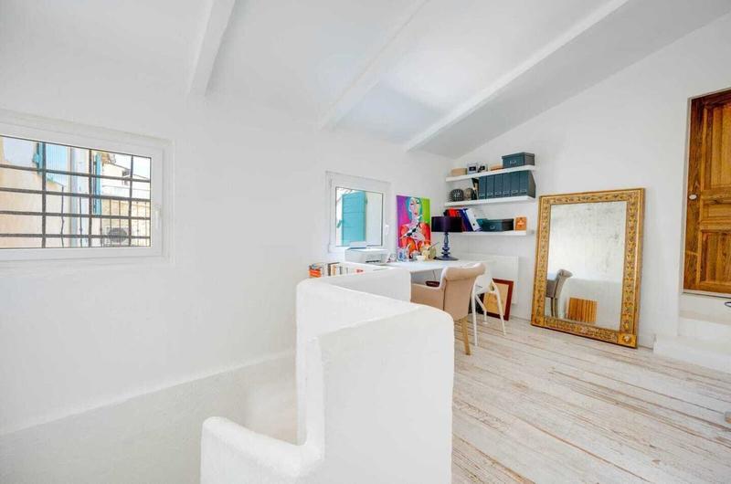 Maison - 190 m² - 8 pièces