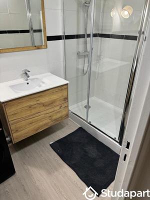 Chambre - 18 m² - 1 pièce