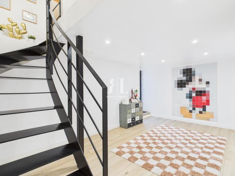 Maison - 164 m² - 5 pièces