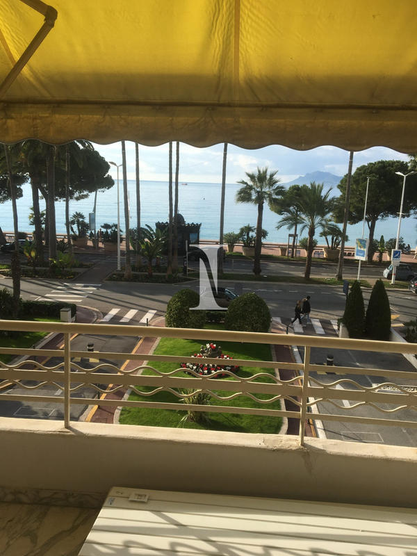 Appartement - 94 m² - 3 pièces