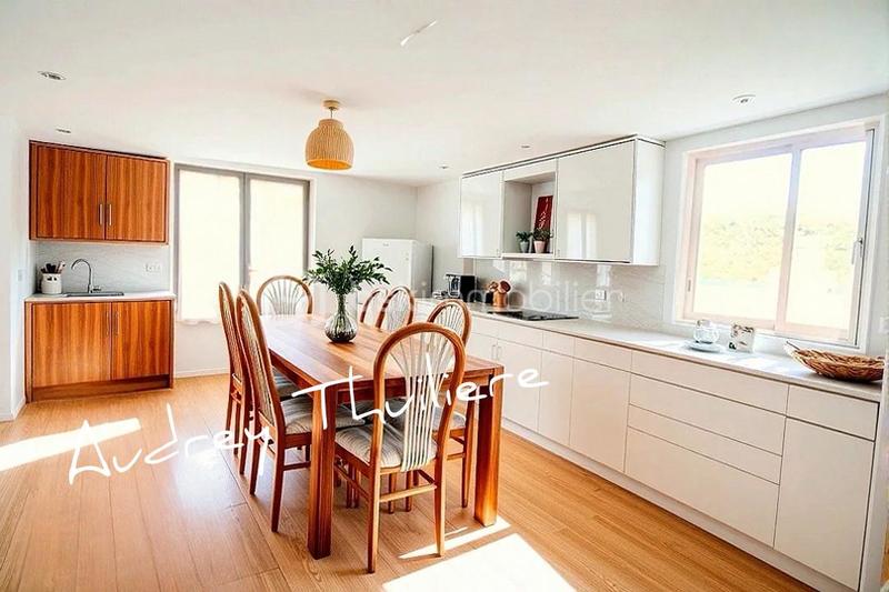 Maison - 175 m² - 5 pièces