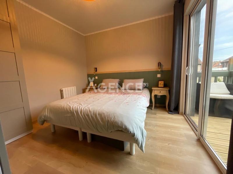 Maison - 98 m² - 5 pièces
