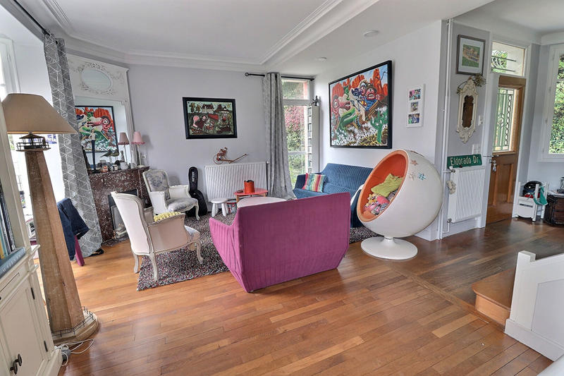 Maison - 185 m² - 7 pièces