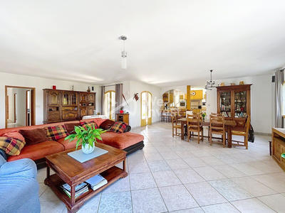 Villa - 210 m² - 7 pièces